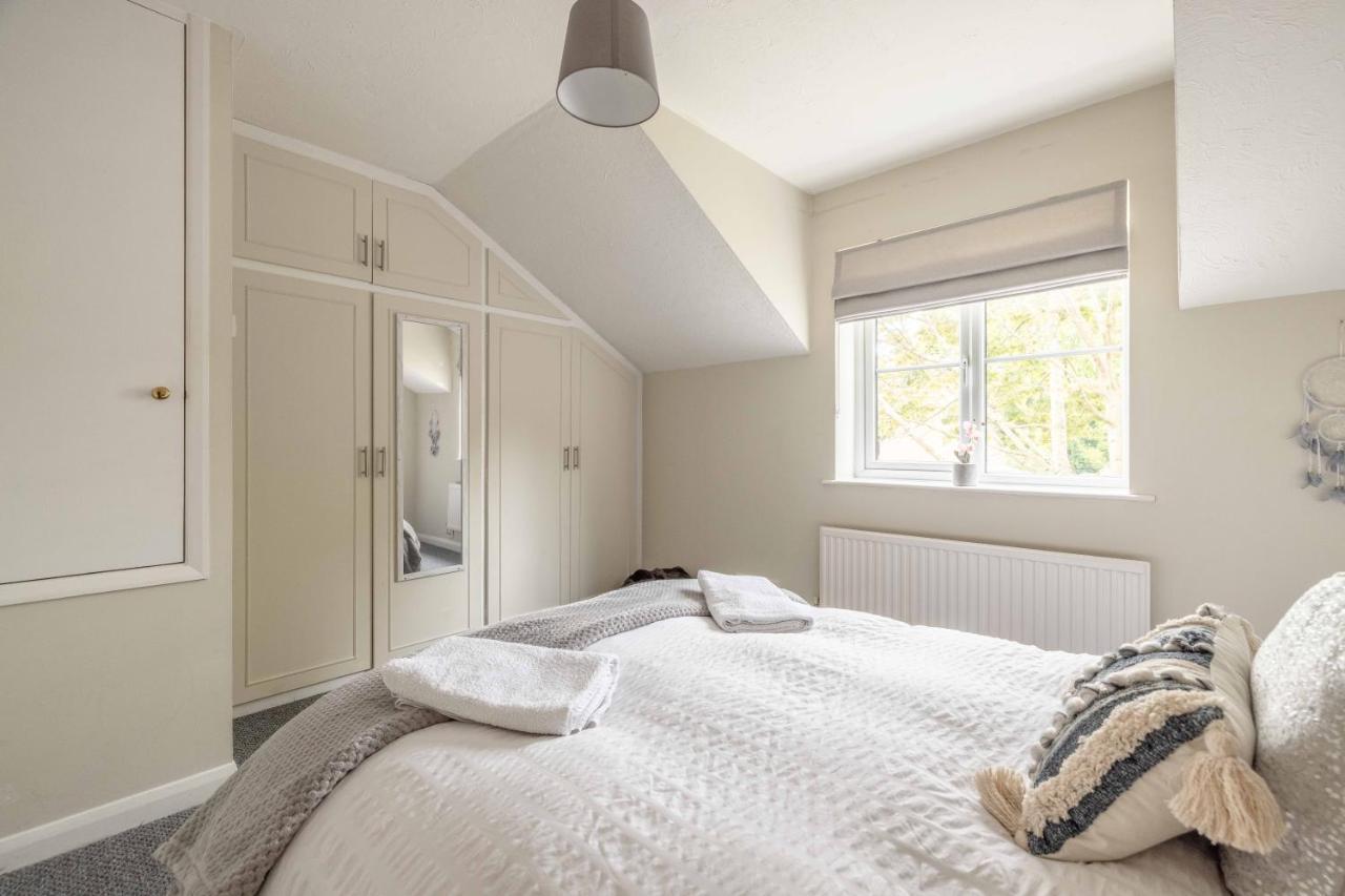 슬라우 Windsor Burnham Ascot Haven Sleeps 4 빌라 외부 사진