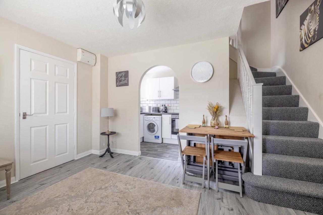 슬라우 Windsor Burnham Ascot Haven Sleeps 4 빌라 외부 사진