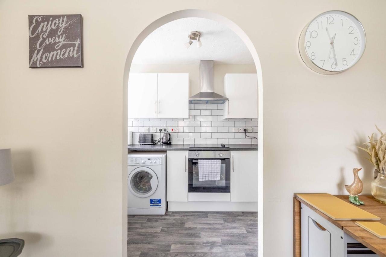 슬라우 Windsor Burnham Ascot Haven Sleeps 4 빌라 외부 사진